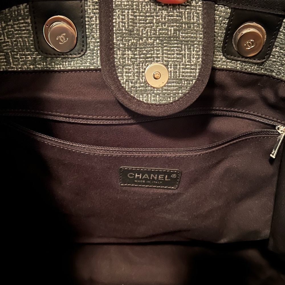 Chanel Deauville X-Large Dark Grey Tweed - Picture 9 of 15